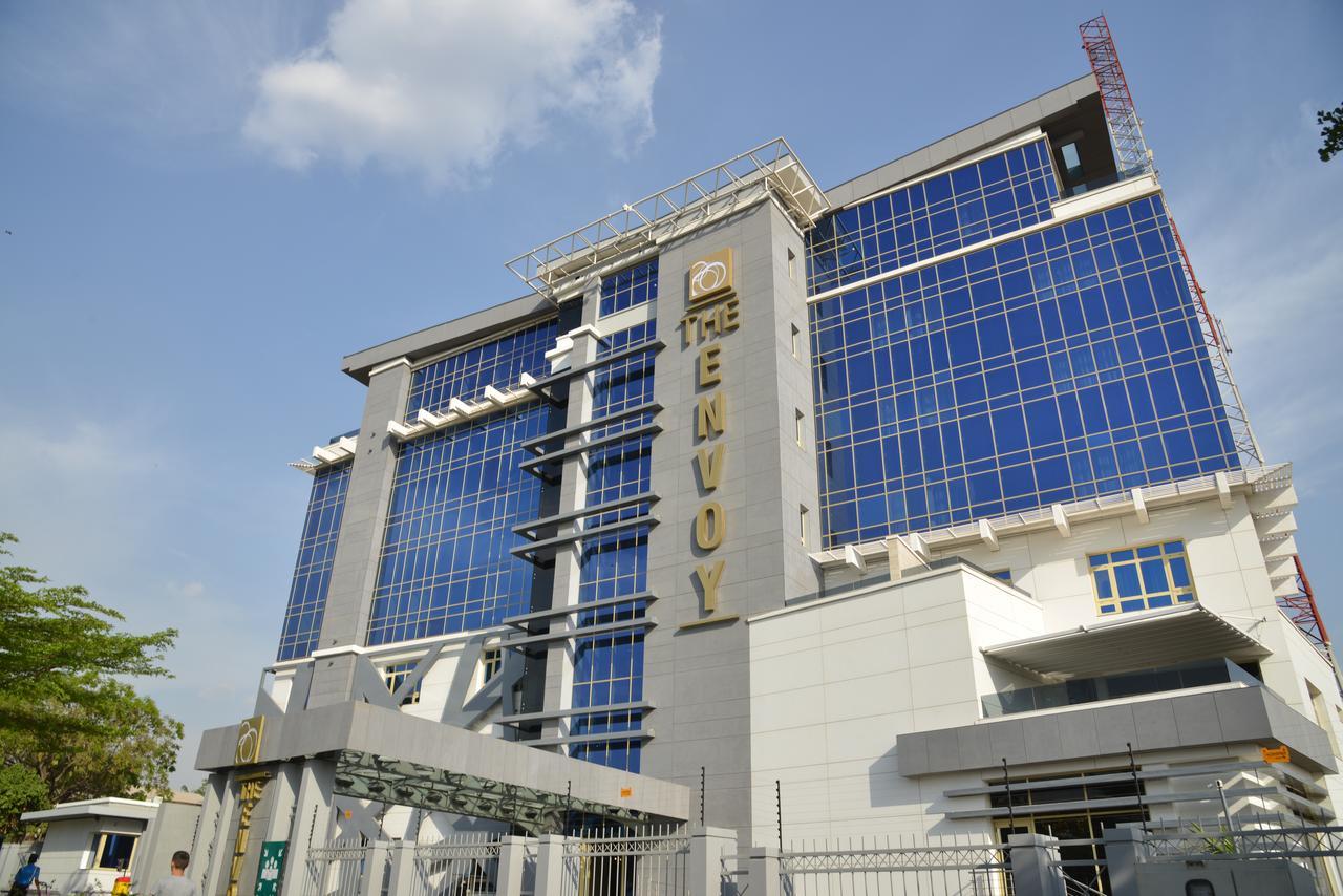 The Envoy Hotel Абуджа Экстерьер фото