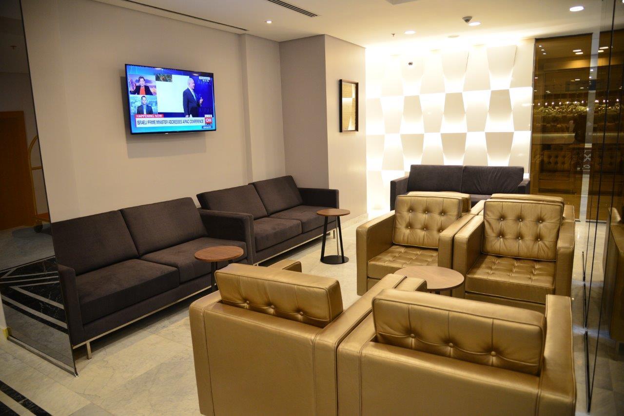 The Envoy Hotel Абуджа Экстерьер фото