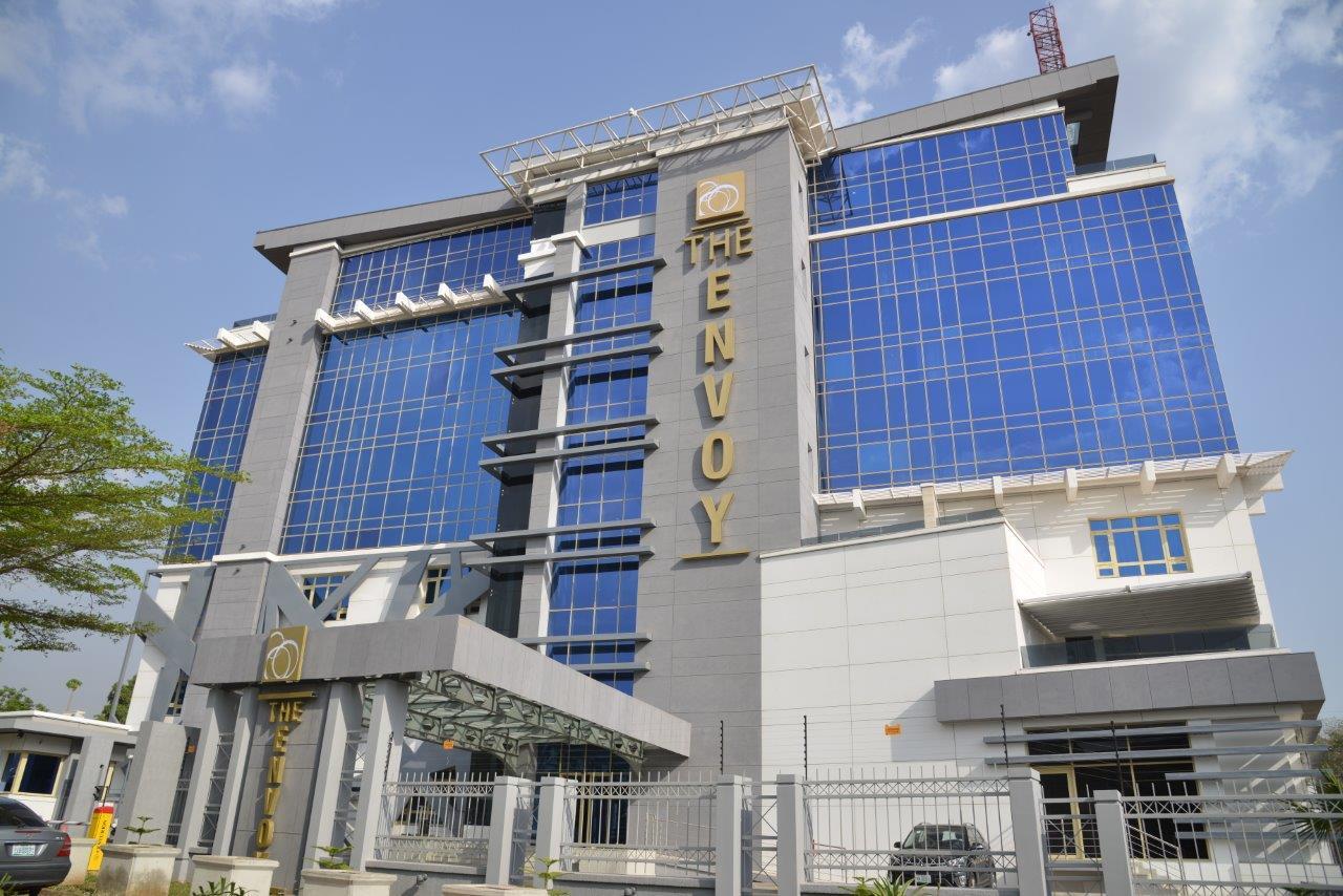 The Envoy Hotel Абуджа Экстерьер фото