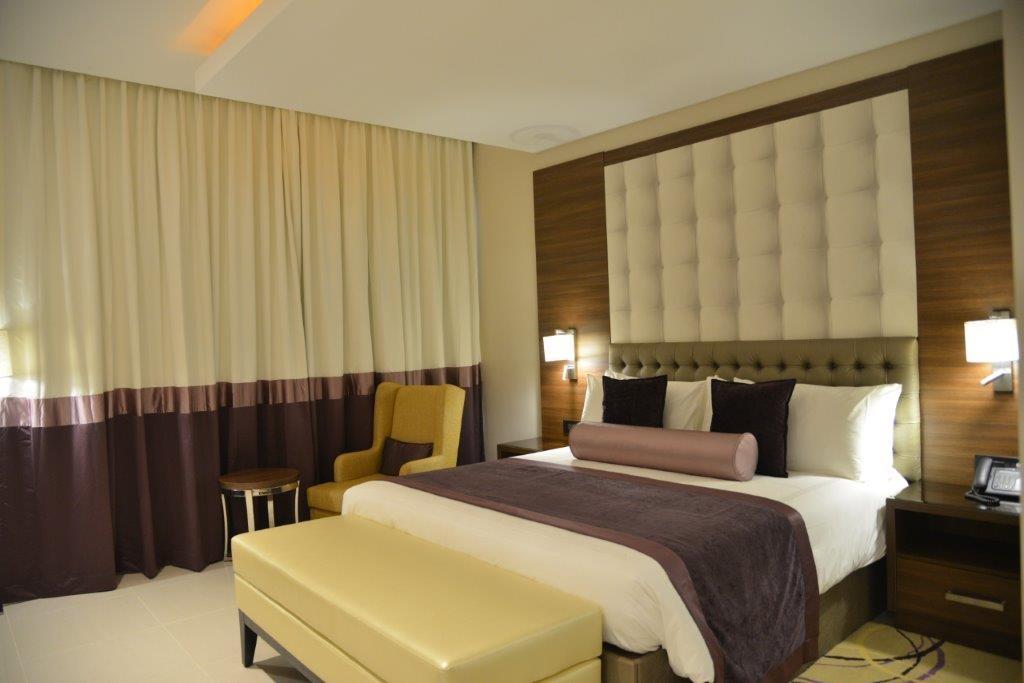 The Envoy Hotel Абуджа Экстерьер фото