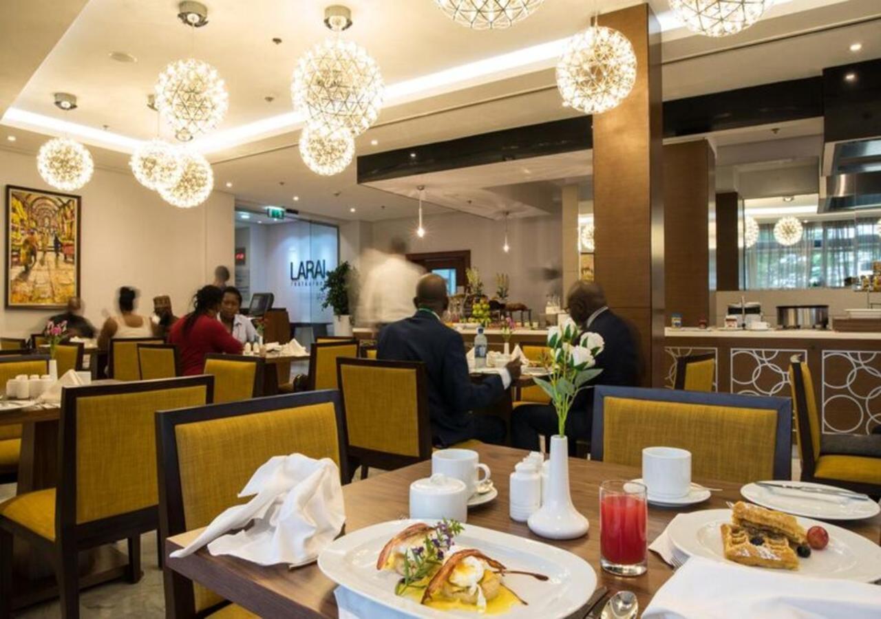 The Envoy Hotel Абуджа Экстерьер фото