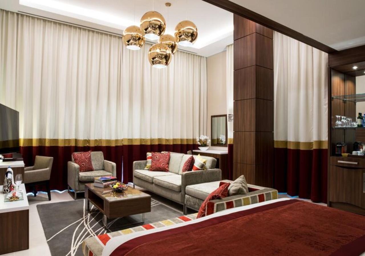 The Envoy Hotel Абуджа Экстерьер фото