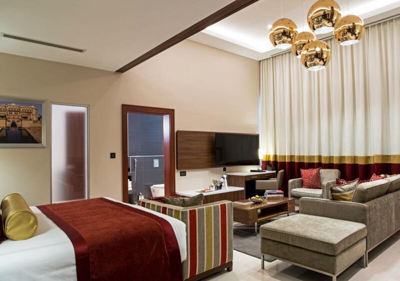 The Envoy Hotel Абуджа Экстерьер фото
